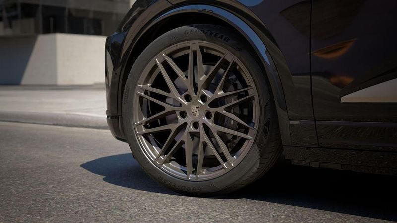 Neu Porsche Macan Turbo 469 kW (639 PS) 2026 Schwarz SUV