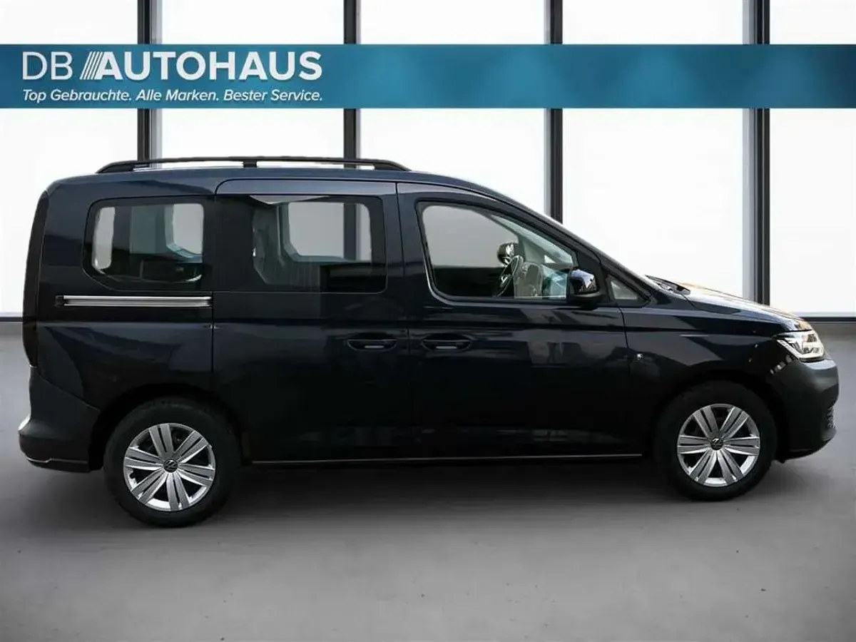 Usata VW Caddy 122 CV (89 kW) 2023 Blu Monovolume