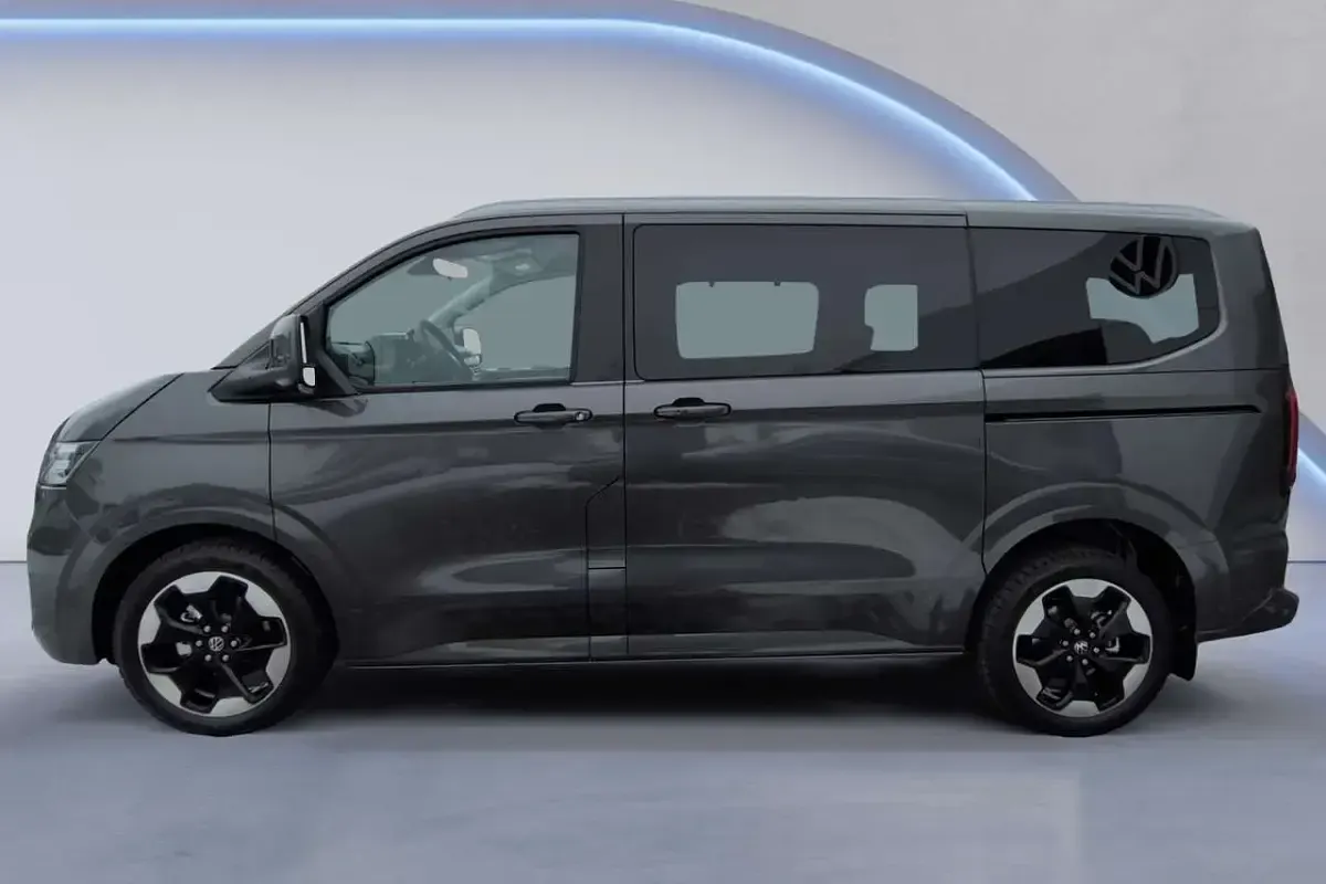 Neu VW Caravelle Style 170 PS (125 kW) 2026 Graphite dust metallic Van