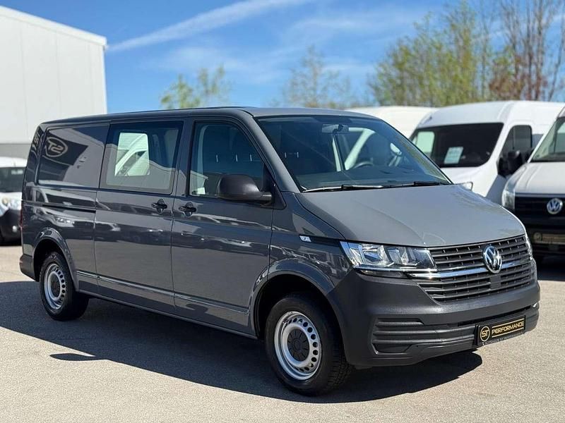 Używany VW Transporter 110 KM (80 kW) 2021 Szary Van