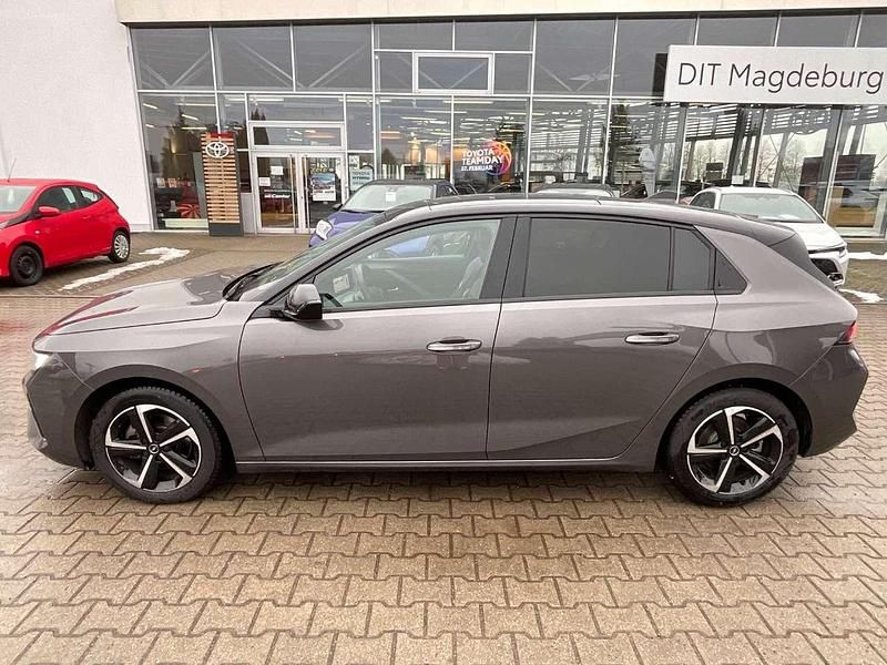 Gebraucht Opel Astra 131 PS (96 kW) 2025 Grau/typ aussenverkleidung met Limousine