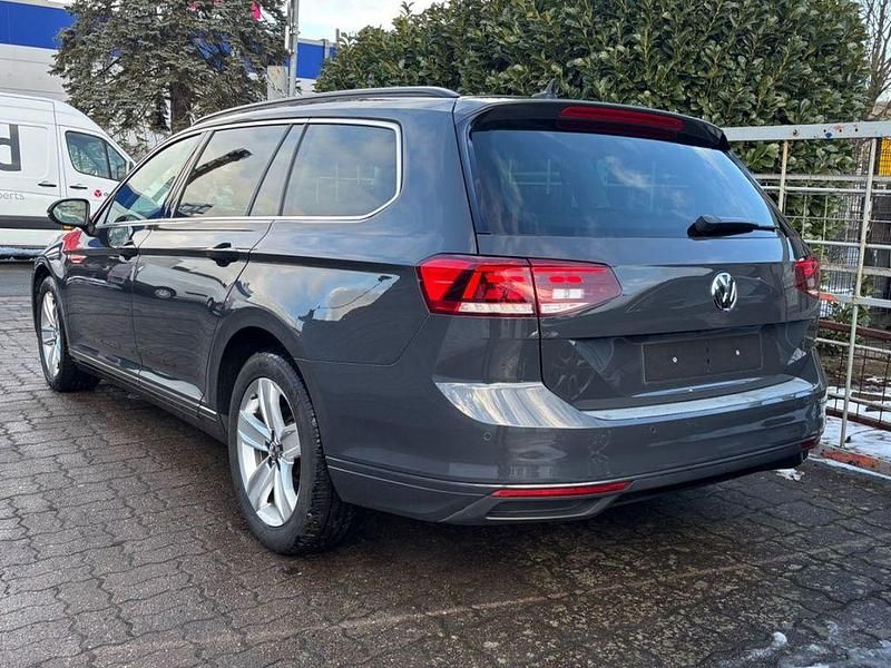 Gebraucht VW Passat 190 PS (139 kW) 2020 Grau Kombi