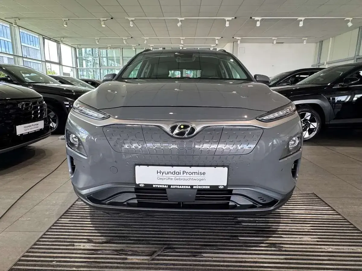 Gebraucht Hyundai Kona Premium 150 kW (204 PS) 2018 Grau SUV