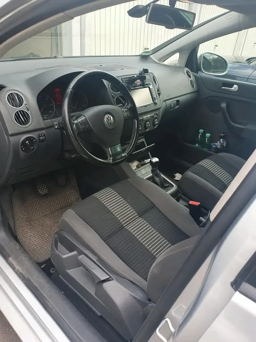 Gebraucht VW Golf V 140 PS (102 kW) 2008 Silber Limousine
