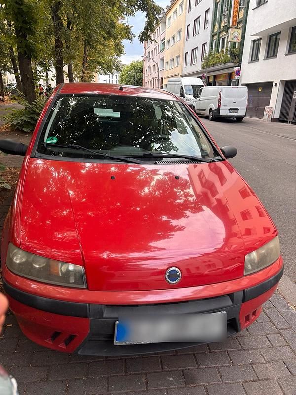 Rot Gebraucht 2001 Fiat Punto Kleinwagen | 1.200 € (Fairer Preis) - Bild 1/4
