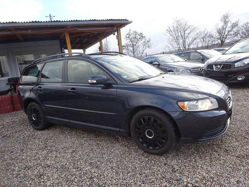 Usado Volvo V50 Kinetic 125 CV (91 kW) 2009 Gris Familiar