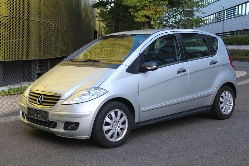 Silber Gebraucht 2006 Mercedes A150 Limousine | 5.900 € (Fairer Preis) - Bild 1/4