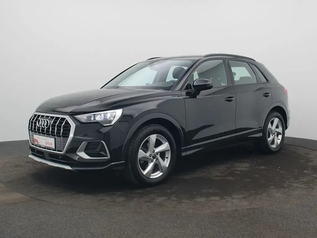 Gebraucht Audi Q3 Advanced Plus 150 PS (110 kW) 2025 Mythosschwarz metallic SUV