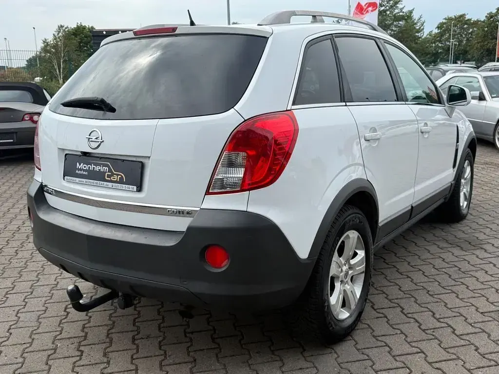 Gebraucht Opel Antara Design Edition 163 PS (119 kW) 2014 Weiß SUV