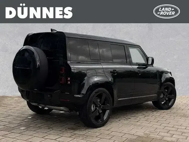 Gebraucht Land Rover Defender SE Dynamic 300 PS (220 kW) 2025 Schwarz (santoriniblack metallic) SUV
