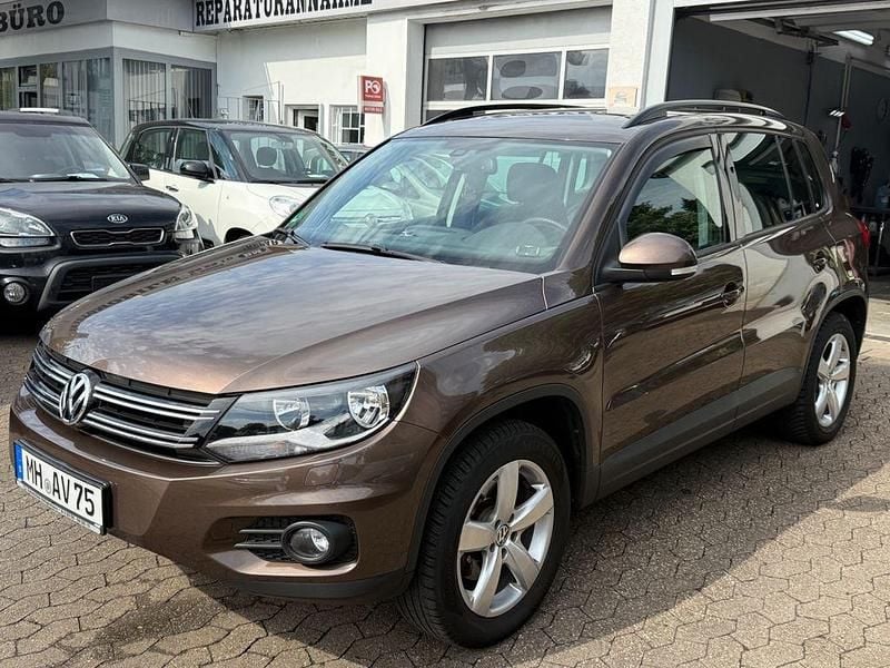 Gebraucht VW Tiguan 140 PS (102 kW) 2012 Braun SUV