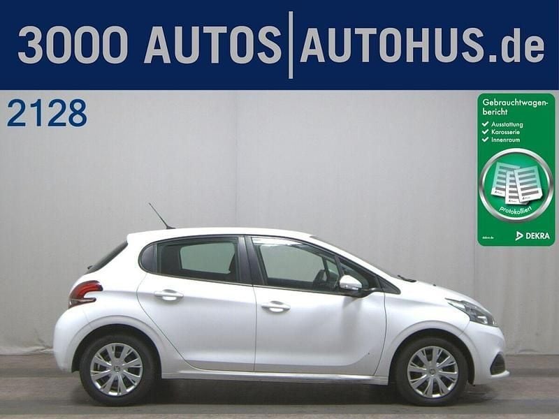 Weiss Gebraucht 2019 Peugeot 208 Active Kleinwagen | 6.780 € (Superpreis) - Bild 1/4