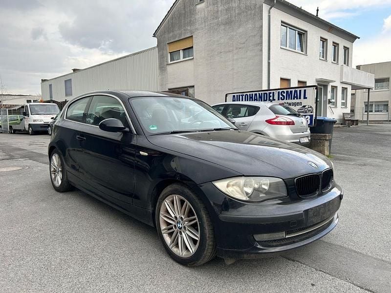 Gebraucht BMW 116 Advantage 122 PS (89 kW) 2008 Schwarz Kleinwagen