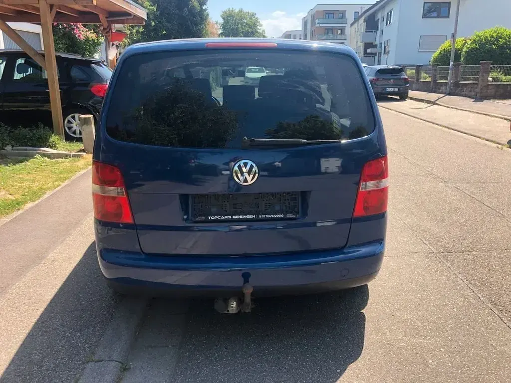 Gebraucht VW Touran 105 PS (77 kW) 2004 Blau Van / Kleinbus