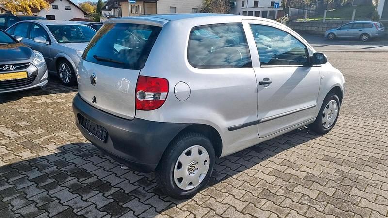 Gebraucht VW Fox 60 PS (44 kW) 2006 Silber Kleinwagen