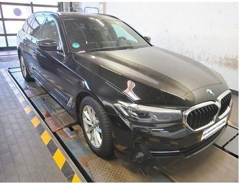 Gebraucht BMW 520 190 PS (139 kW) 2023 Schwarz Limousine