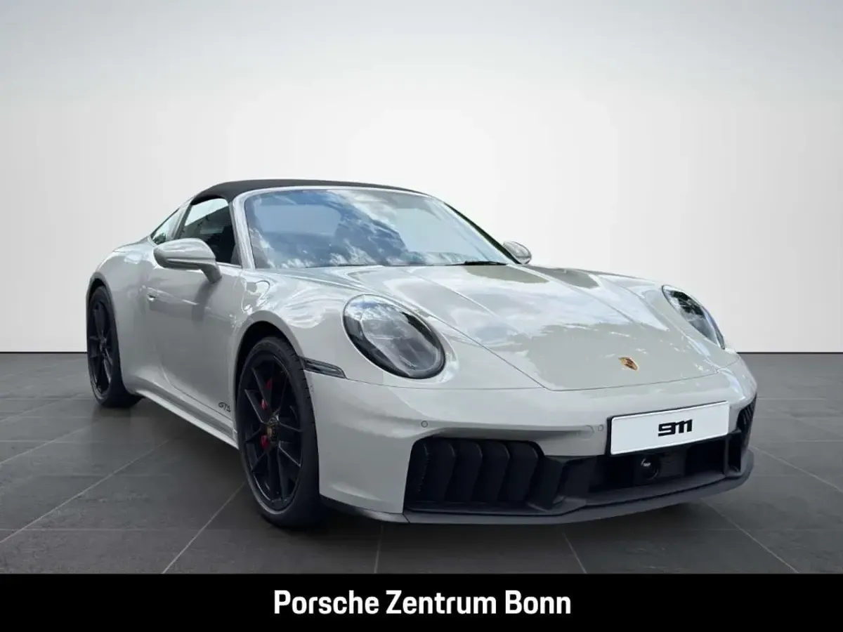 Neu Porsche 992 541 PS (397 kW) 2026 Weiss Coupé