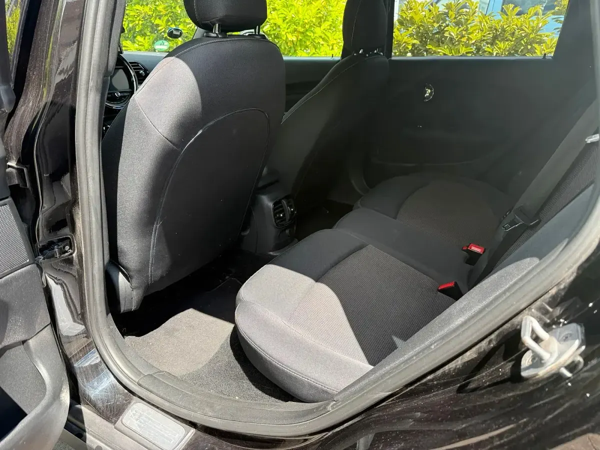 Gebraucht Mini Cooper D 150 PS (110 kW) 2017 Schwarz Kleinwagen