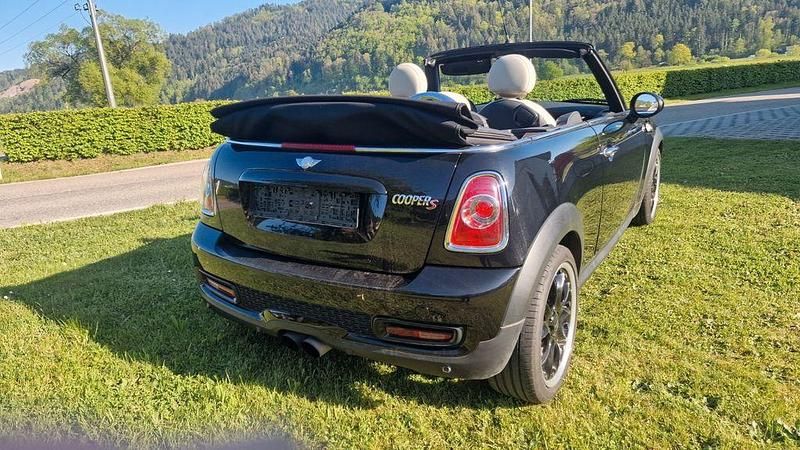 Gebraucht Mini Cooper S Cabriolet 184 PS (135 kW) 2011 Schwarz Cabrio