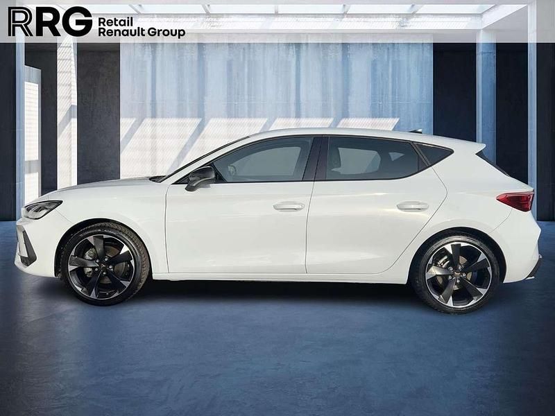 Second-hand Cupra Leon 150 CP (110 kW) 2025 Alb Berlinǎ