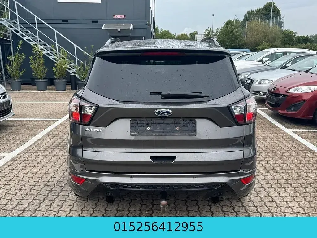 Gebraucht Ford Kuga ST-Line 179 PS (131 kW) 2017 Grau SUV
