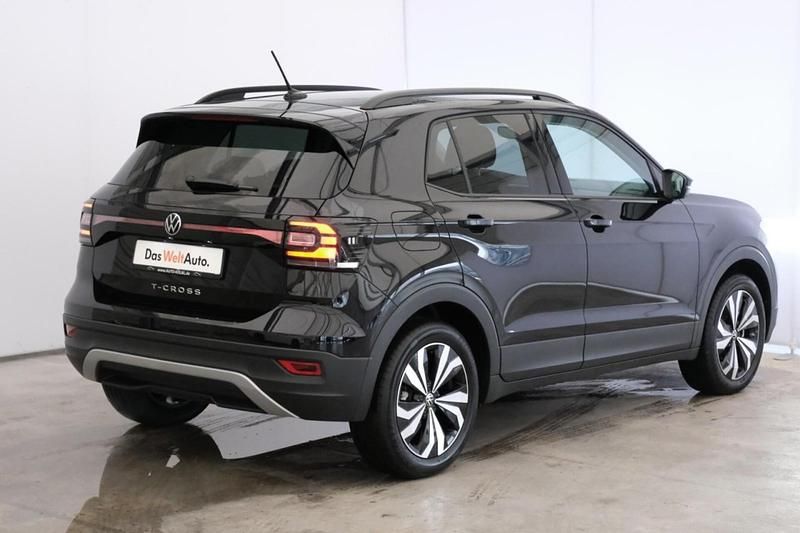 Gebraucht VW T-Cross Life 110 PS (80 kW) 2022 Schwarz metallic SUV