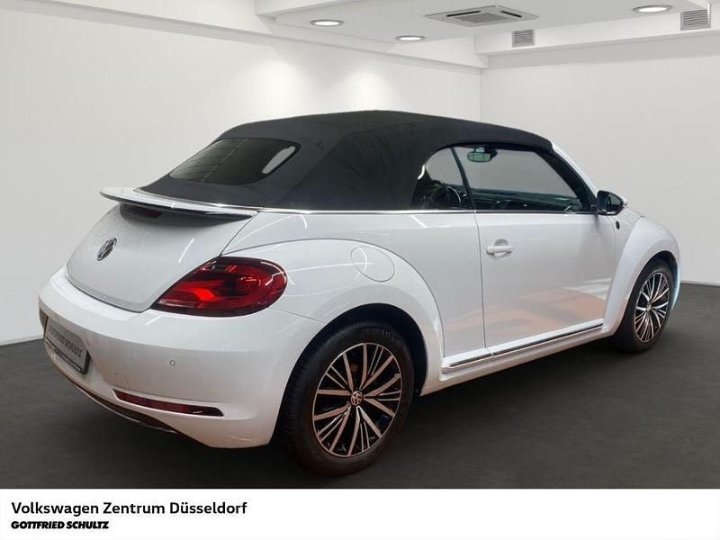 Gebraucht VW Beetle Cabriolet Design 105 PS (77 kW) 2017 Weiß Cabrio