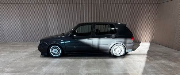 Gebraucht VW Golf III 190 PS (139 kW) 1996 Schwarz Limousine