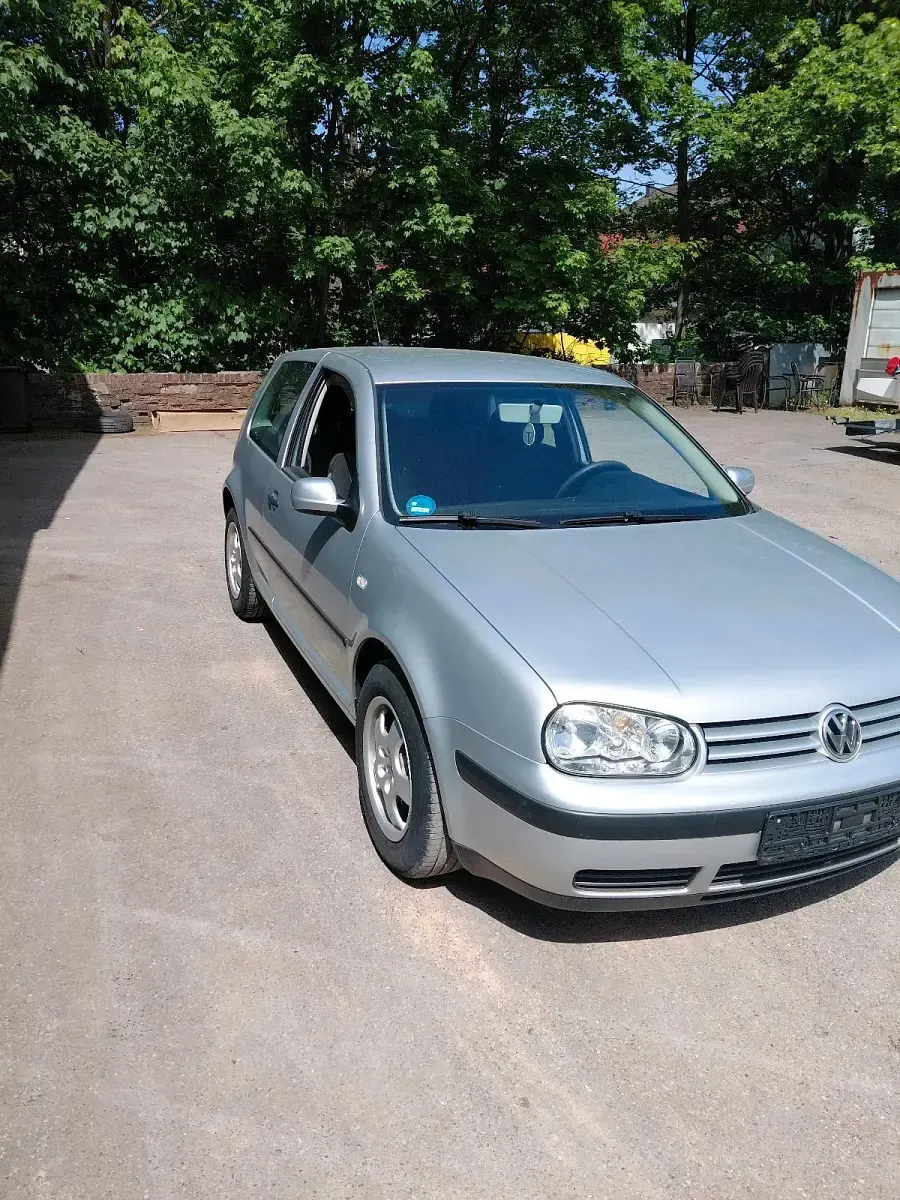 Gebraucht VW Golf IV 75 PS (55 kW) 2003 Silber Limousine
