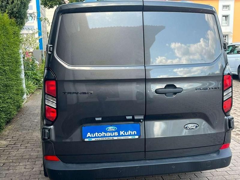 Neu Ford Transit Custom 136 PS (100 kW) 2025 Magnetic grey Van / Kleinbus