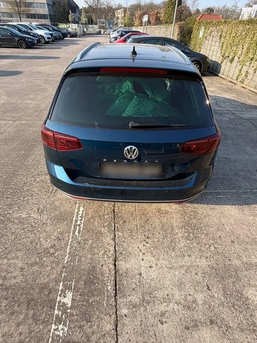 Second-hand VW Passat 190 CP (139 kW) 2020 Albastru Break