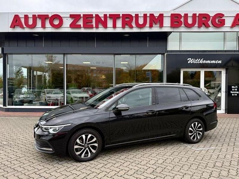 Deep black perleffekt Gebraucht 2022 VW Golf VIII Active Kombi | 24.900 € - Bild 1/4
