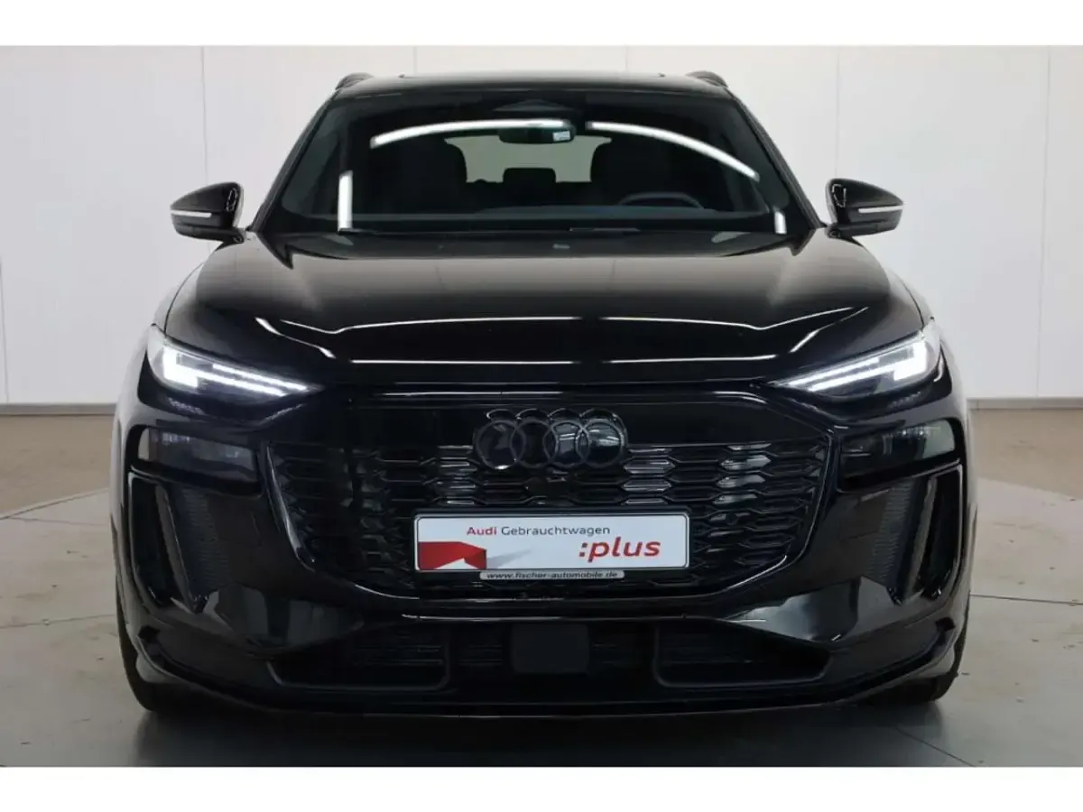 Gebraucht Audi Q6 e-tron S-Line 284 kW (387 PS) 2025 Schwarz SUV