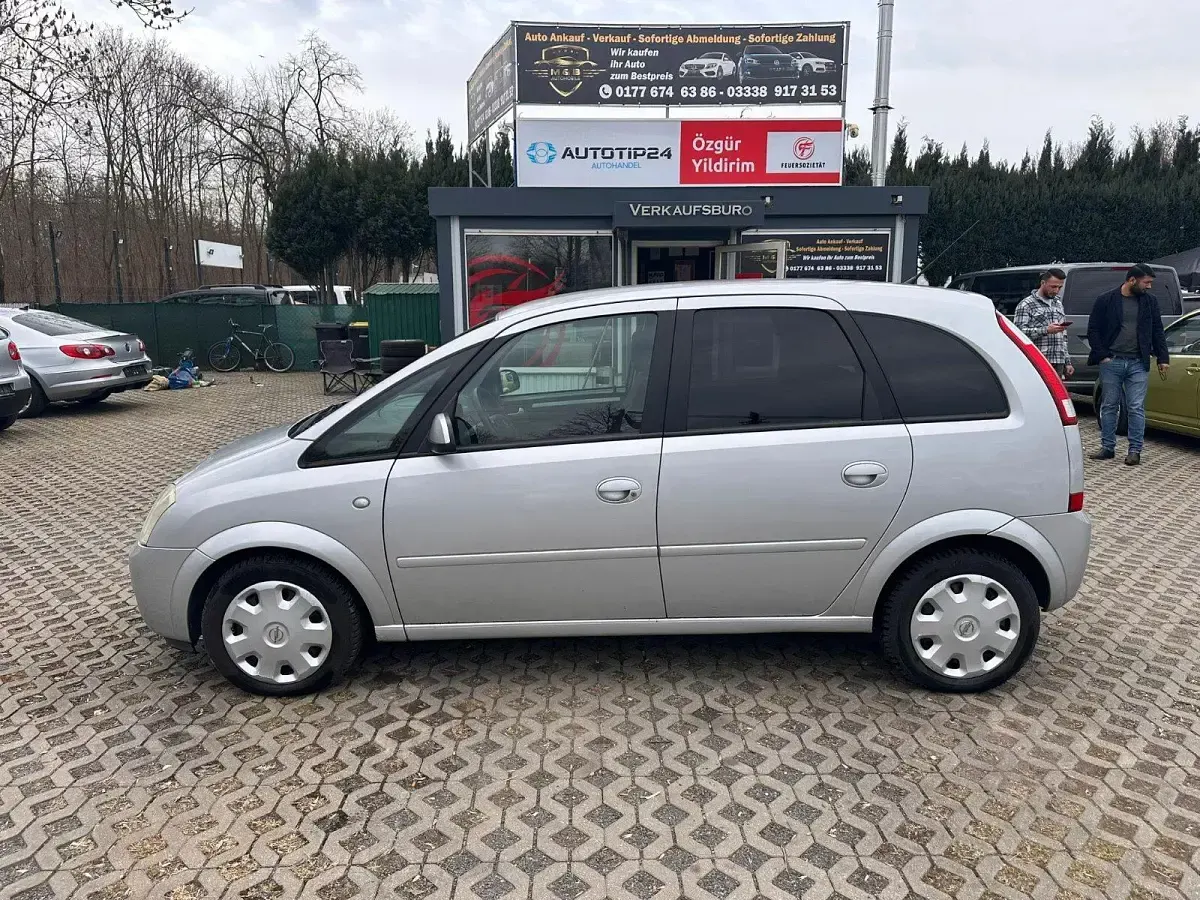 Gebraucht Opel Meriva 100 PS (73 kW) 2005 Silber Van / Kleinbus