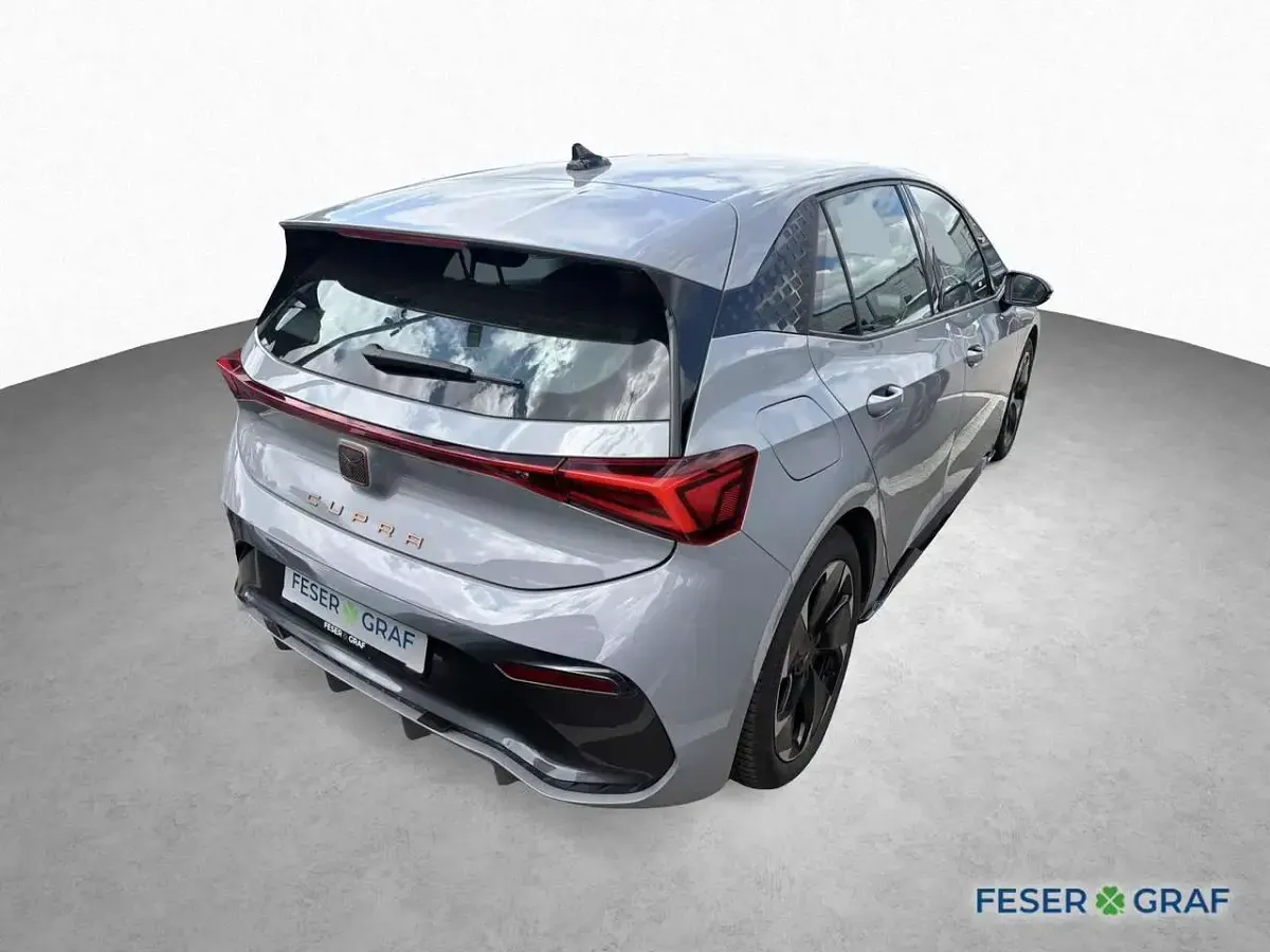 Gebraucht Cupra Born 150 kW (204 PS) 2024 Vaporgrau Kleinwagen