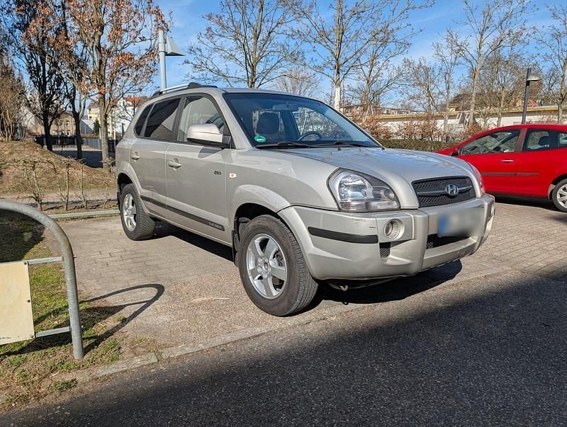 Gebraucht Hyundai Tucson 175 PS (128 kW) 2007 Silber SUV
