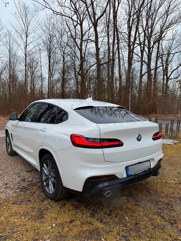 Gebraucht BMW X4 M Sport 184 PS (135 kW) 2019 Weiß SUV