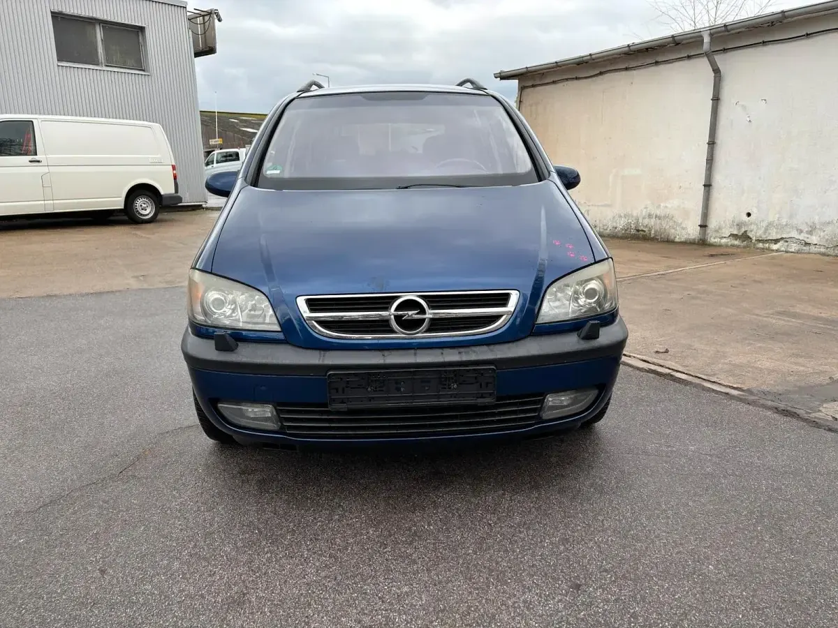 Gebraucht Opel Zafira Comfort 125 PS (91 kW) 2003 Blau Van / Kleinbus