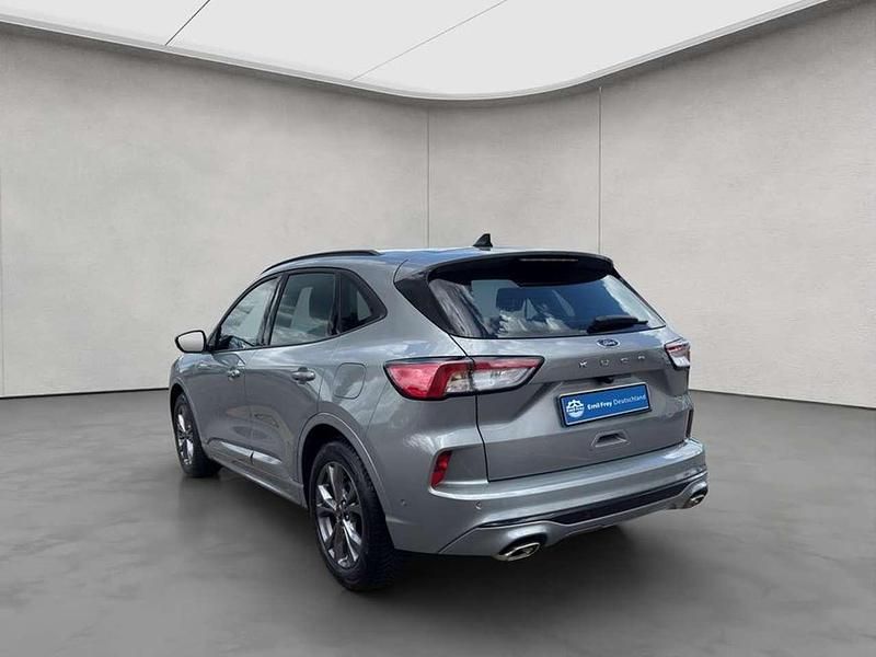 Gebraucht Ford Kuga ST-Line 151 PS (111 kW) 2024 Silber SUV