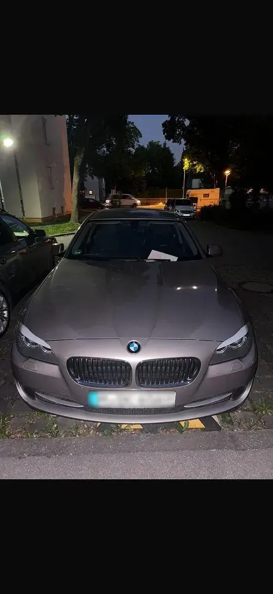 Gebraucht BMW 525 218 PS (160 kW) 2012 Grau Limousine