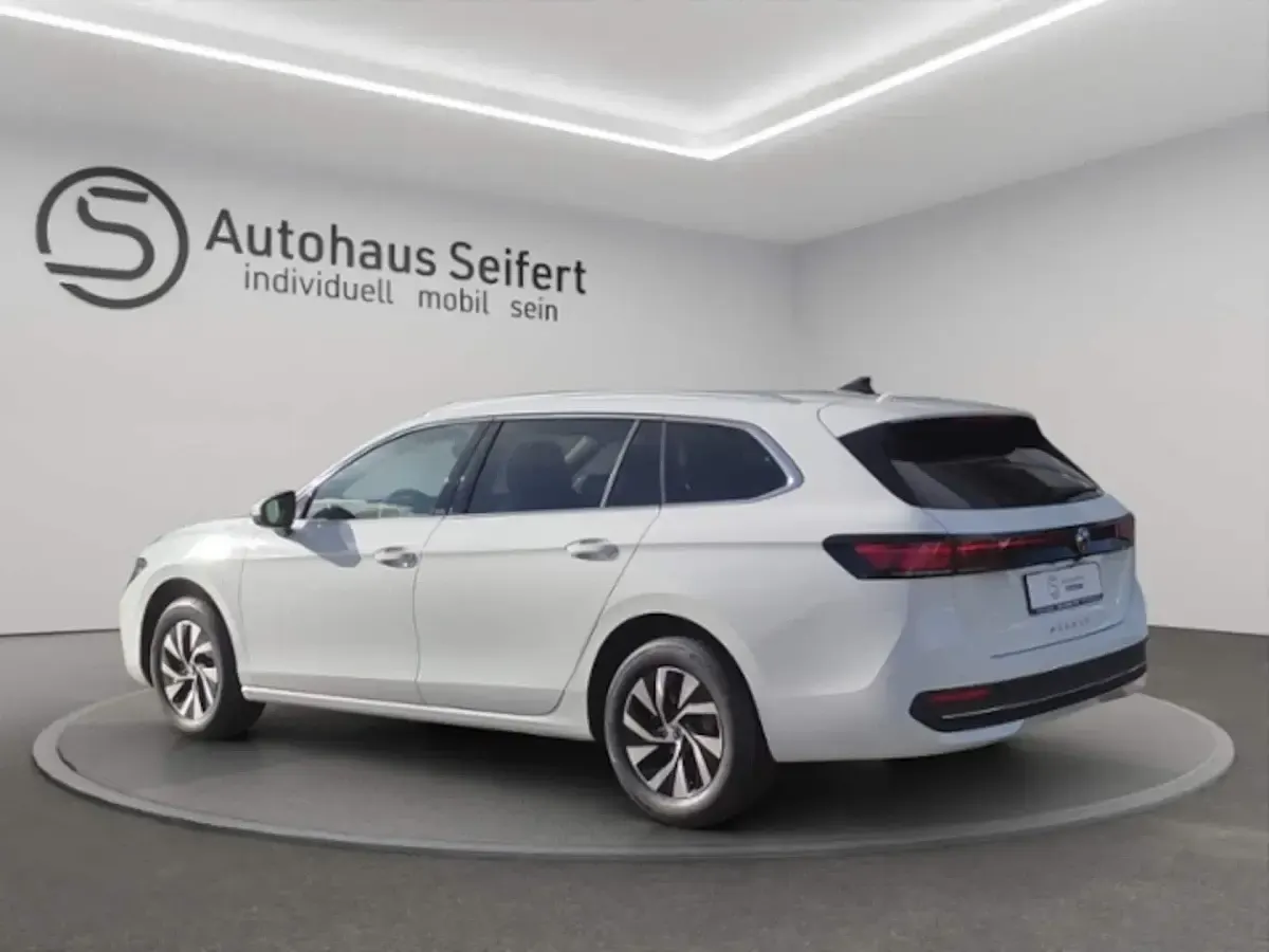 Gebraucht VW Passat Business 150 PS (110 kW) 2026 Kombi
