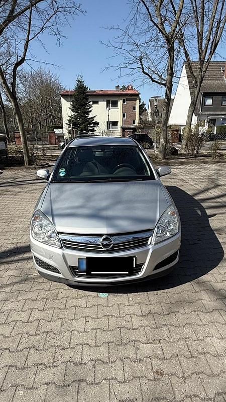 Gebraucht Opel Astra 116 PS (85 kW) 2007 Grau Limousine