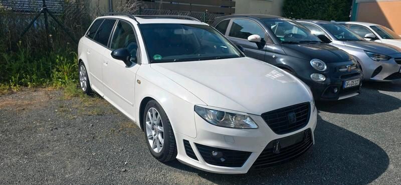 Weiß Gebraucht 2011 Seat Exeo Kombi | 4.800 € (Fairer Preis) - Bild 1/4