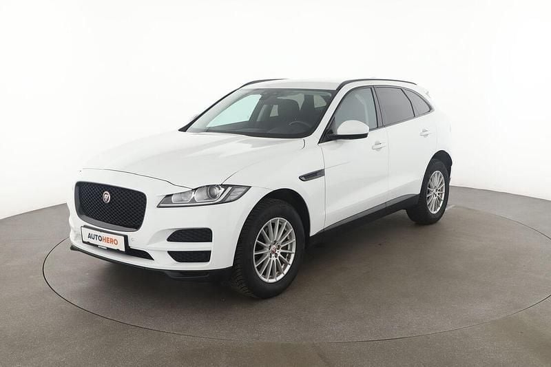 Weiß Gebraucht 2019 Jaguar F-Pace Pure SUV | 19.100 € - Bild 1/3