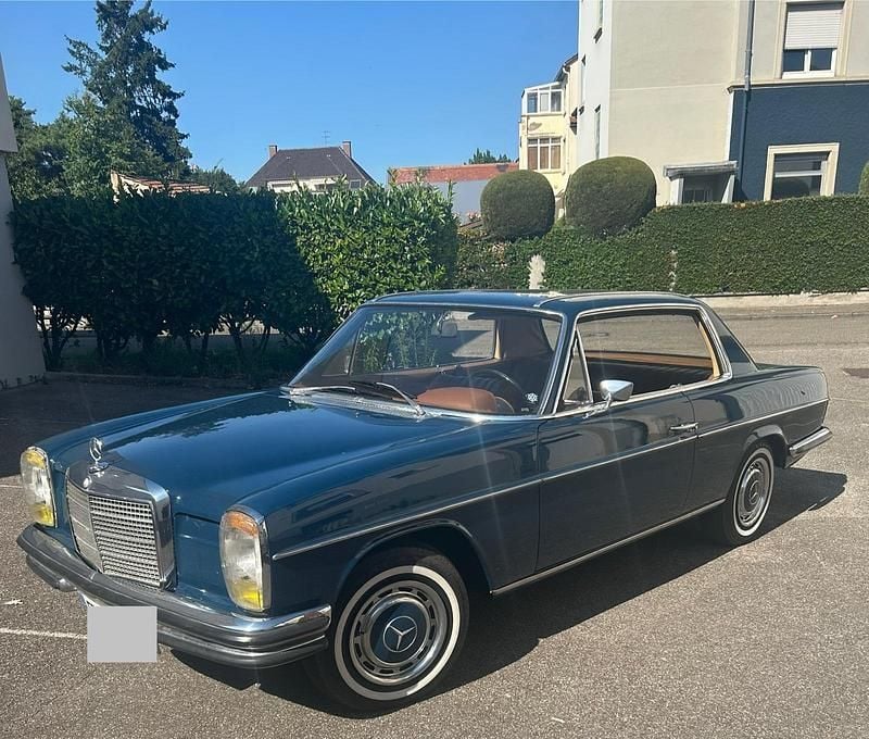 Blau Gebraucht 1970 Mercedes W114 Coupé | 12.500 € - Bild 1/3