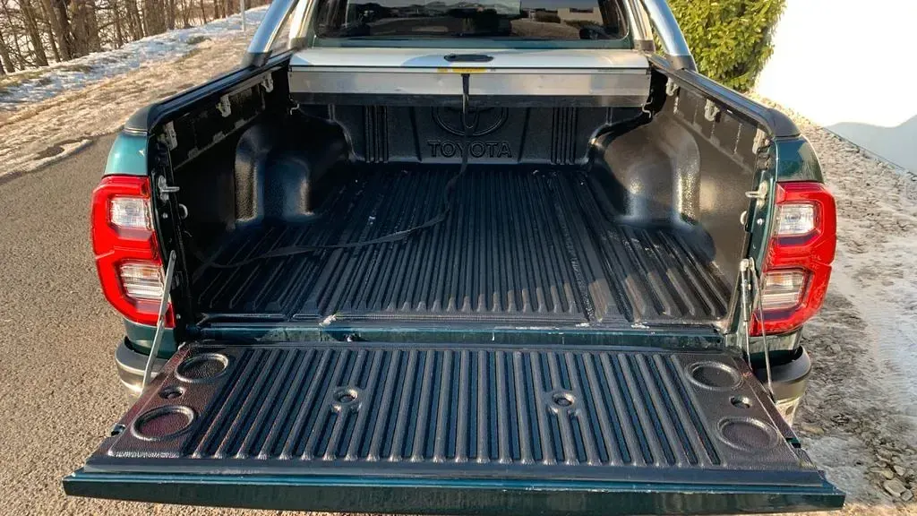 Gebraucht Toyota HiLux Executive 204 PS (150 kW) 2021 Grün Pickup