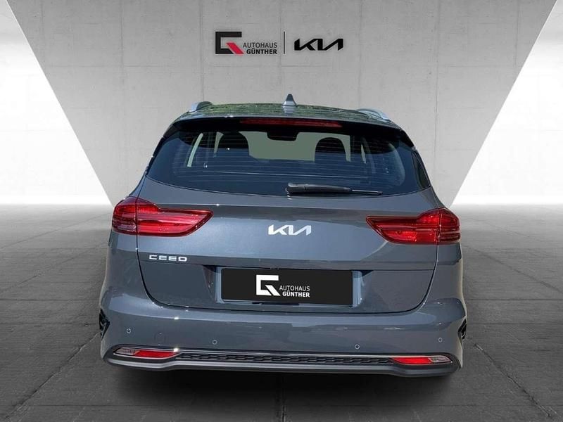 Neu Kia Ceed Sportswagon Spirit 140 PS (102 kW) 2025 (h8g) dark penta metal m Kombi