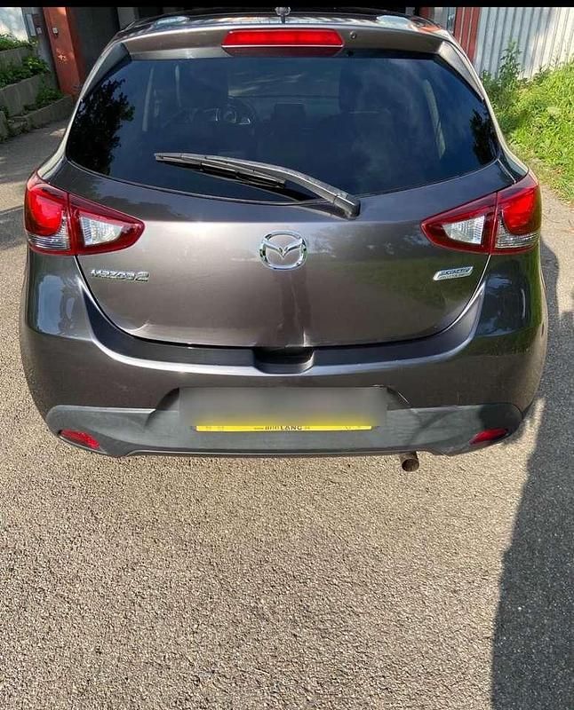 Gebraucht Mazda 2 Signature 75 PS (55 kW) 2018 Grau Kleinwagen