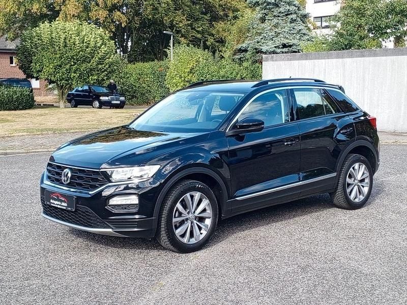 Schwarz Gebraucht 2018 VW T-Roc Style SUV | 15.999 € (Guter Preis) - Bild 1/4