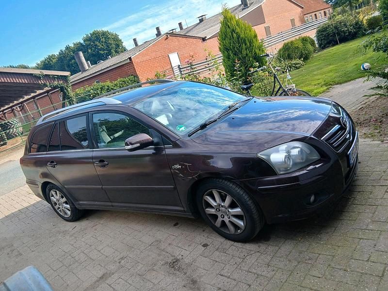 Gebraucht 2007 Toyota Avensis Kombi | 1.550 € (Guter Preis) - Bild 1/4